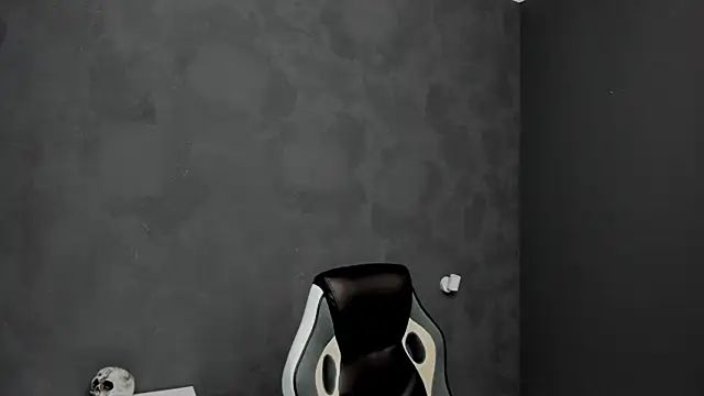 Snapshot of BrianHunts chatting on 12, 2, 2025 BrianHunts online show from 12, 2, 2025