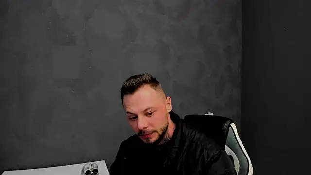 Snapshot of BrianHunts chatting on 15, 2, 2025 BrianHunts online show from 15, 2, 2025