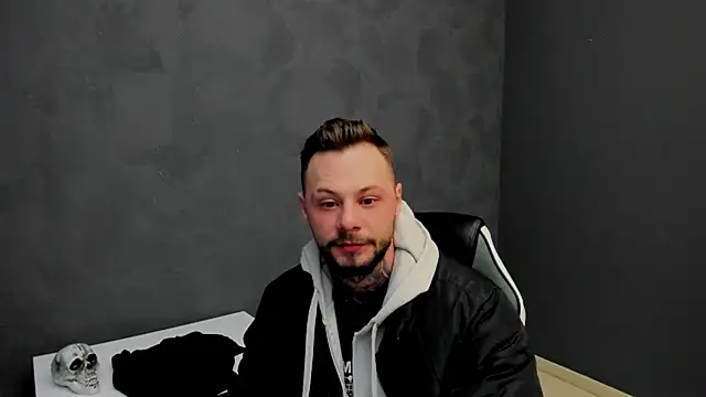 Snapshot of BrianHunts chatting on 20, 2, 2025 BrianHunts online show from 20, 2, 2025