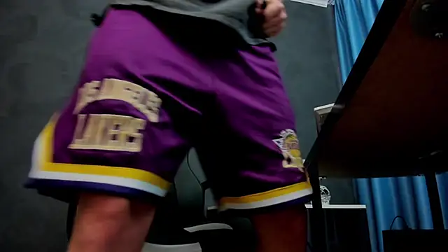 Snapshot of BrianHunts chatting on 9, 3, 2025 BrianHunts online show from 9, 3, 2025