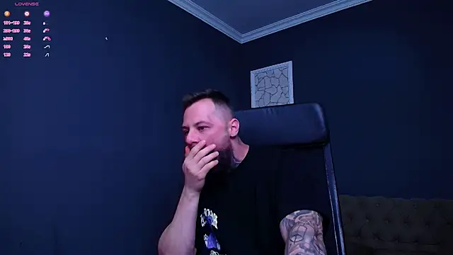 Snapshot of BrianHunts chatting on 23, 10, 2025 BrianHunts online show from 23, 10, 2025