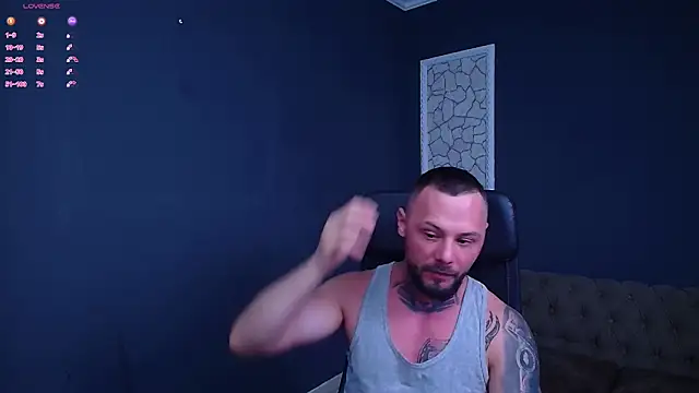 Snapshot of BrianHunts chatting on 22, 11, 2025 BrianHunts online show from 22, 11, 2025