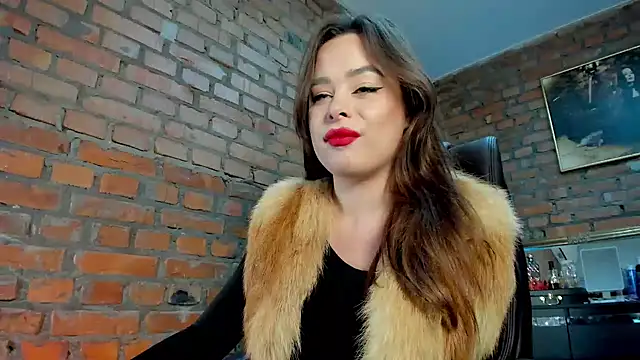 MistressMilana online show from 31, 5, 2026
