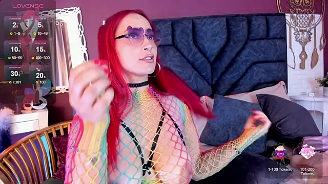 Mia-Bloom online show from 7, 2, 2025