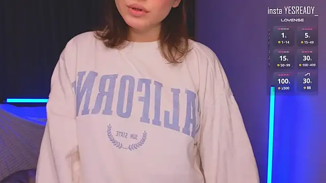 Snapshot of Eva_Doo chatting on 4, 12, 2024 Eva Doo online show from 4, 12, 2024