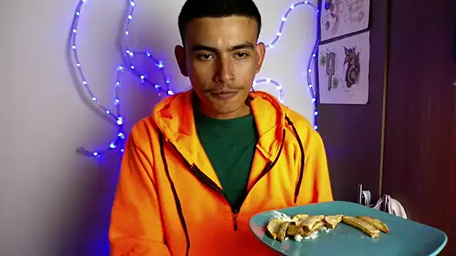 sorry-mom69 online show from 13, 12, 2025