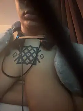 nickytheehawtie online show from 4, 4, 2026