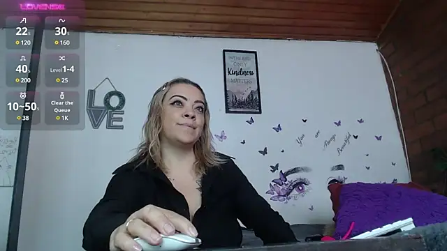 Snapshot of LIila28six chatting on 11, 1, 2025 LIila28six online show from 11, 1, 2025