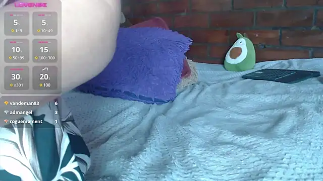 LIila28six online show from 22, 2, 2025