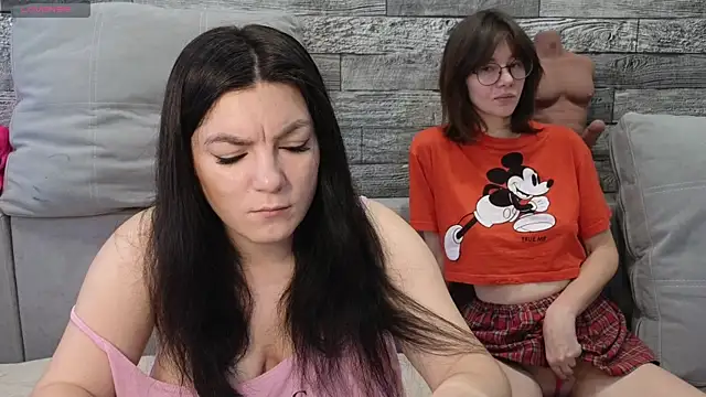 Vika loves you online show from 10, 11, 2025