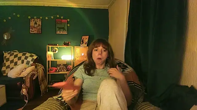 ClancyMorissey online show from 10, 10, 2025