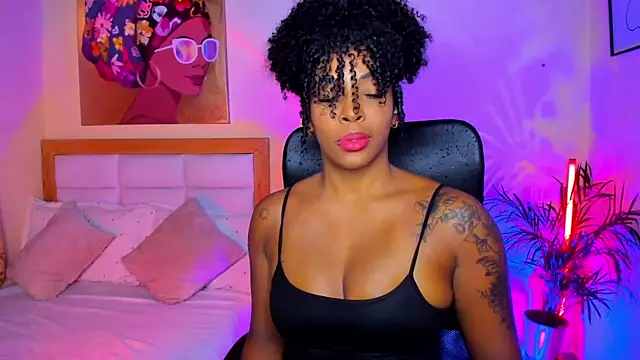 AitanaBrown  online show from 5, 4, 2026