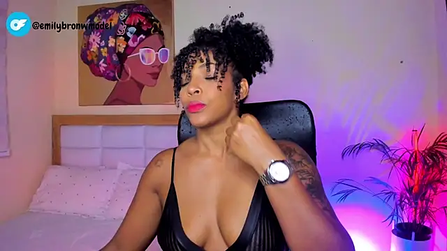 AitanaBrown  online show from 13, 5, 2026