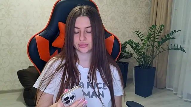 Elishka  online show from 15, 11, 2025