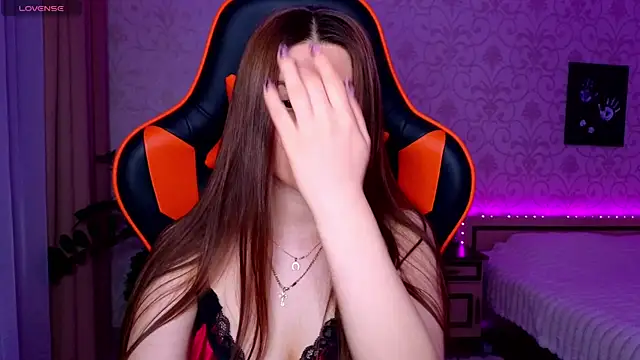 Elishka  online show from 14, 4, 2026