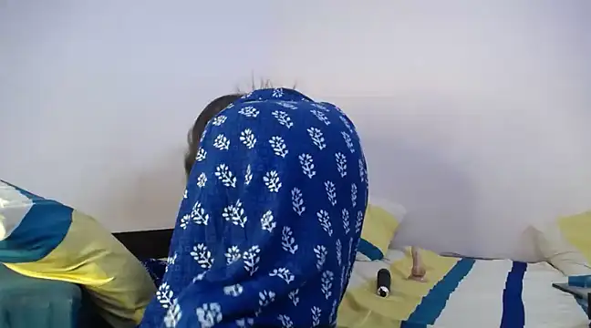 cutee  crazy online show from 4, 12, 2024