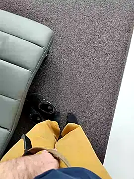 Snapshot of Boring_one chatting on 18, 2, 2025 Boring one online show from 18, 2, 2025