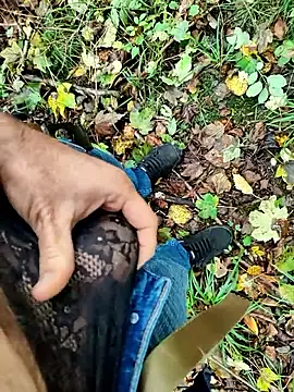 Snapshot of Boring_one chatting on 6, 10, 2025 Boring one online show from 6, 10, 2025