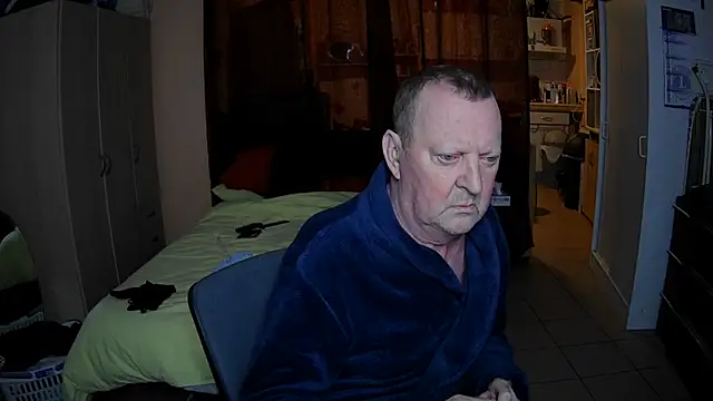 passifsoumis1963 online show from 22, 11, 2025