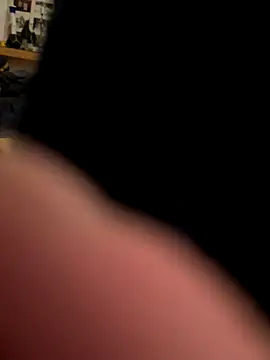 Snapshot of rippedbritish chatting on 16, 10, 2025 rippedbritish online show from 16, 10, 2025