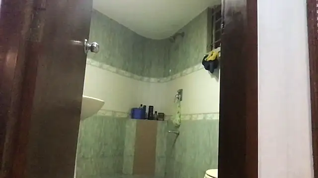 Snapshot of bangalidickolo chatting on 1, 1, 2025 bangalidickolo online show from 1, 1, 2025