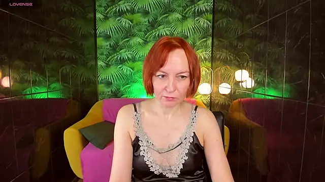 Snapshot of NikaGentle chatting on 18, 12, 2024 NikaGentle online show from 18, 12, 2024