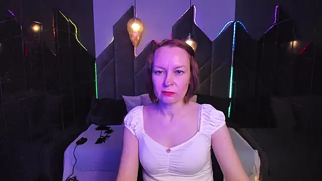 Snapshot of NikaGentle chatting on 29, 11, 2025 NikaGentle online show from 29, 11, 2025