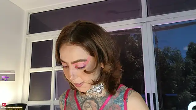 Evangelyne 1 online show from 21, 9, 2025