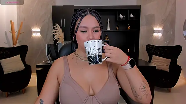 ToriCrossX online show from 27, 2, 2025