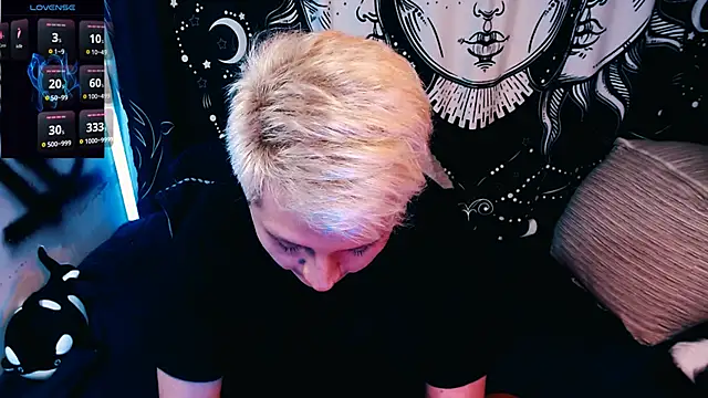 Marieblueeyes online show from 19, 5, 2026
