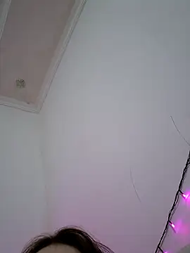 Snapshot of Yammy_Yumi chatting on 31, 1, 2025 Yammy Yumi online show from 31, 1, 2025