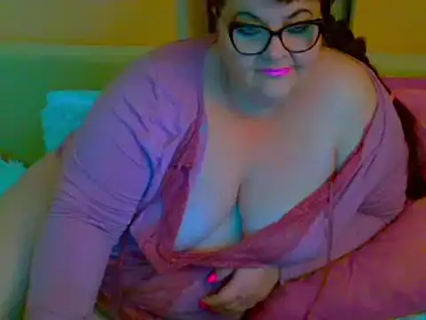 Snapshot of SinlessHeavy chatting on 7, 12, 2024 SinlessHeavy online show from 7, 12, 2024