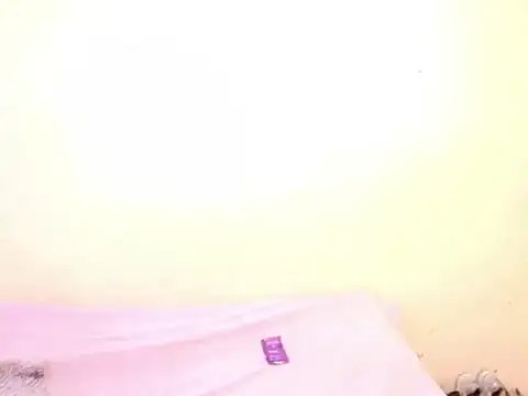 Snapshot of Queen_BootyXXX chatting on 22, 2, 2026 Queen BootyXXX online show from 22, 2, 2026