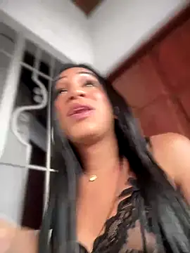 Ashly Miller online show from 7, 1, 2026