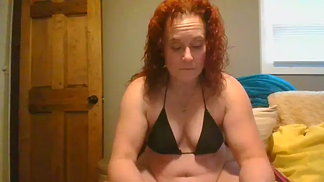 Snapshot of fitflamedragan chatting on 30, 10, 2025 fitflamedragan online show from 30, 10, 2025