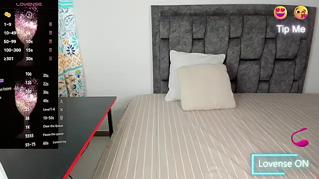 Snapshot of lucia_s1 chatting on 2, 12, 2025 lucia s1 online show from 2, 12, 2025