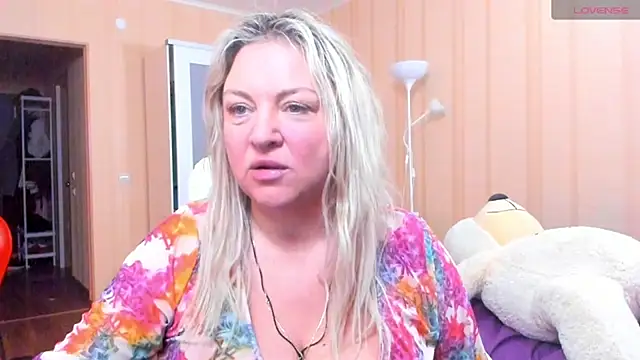 Snapshot of PamHardFuck chatting on 4, 3, 2025 PamHardFuck online show from 4, 3, 2025
