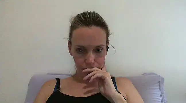 Snapshot of Annylove1 chatting on 17, 1, 2025 Annylove1 online show from 17, 1, 2025