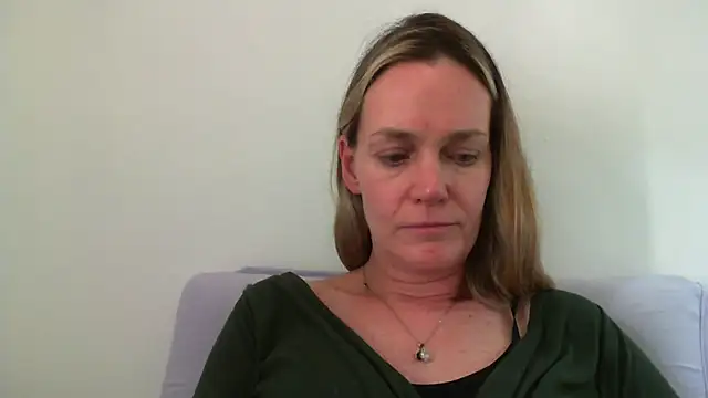 Snapshot of Annylove1 chatting on 21, 1, 2025 Annylove1 online show from 21, 1, 2025