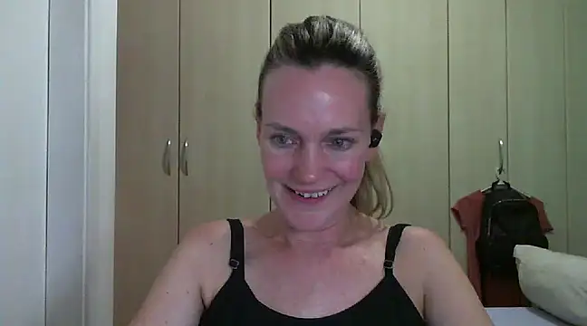 Snapshot of Annylove1 chatting on 21, 1, 2025 Annylove1 online show from 21, 1, 2025