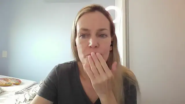 Annylove1 online show from 12, 2, 2026