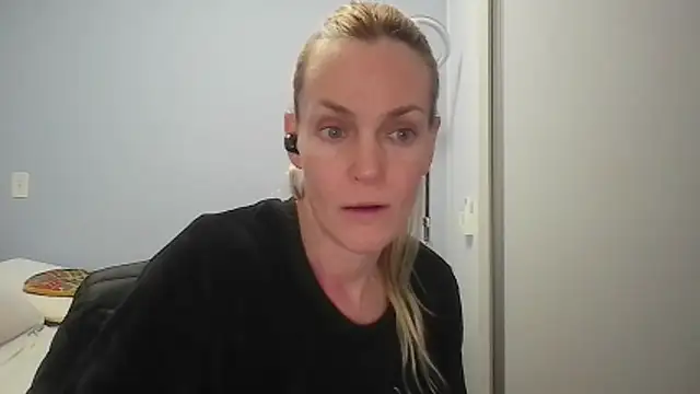 Annylove1 online show from 3, 6, 2026