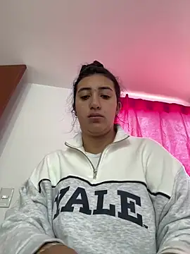 Snapshot of Hannahoff chatting on 18, 3, 2025 Hannahoff online show from 18, 3, 2025