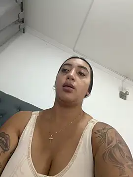 Hannahoff online show from 4, 3, 2026