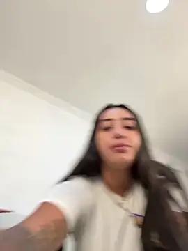 Hannahoff online show from 6, 4, 2026