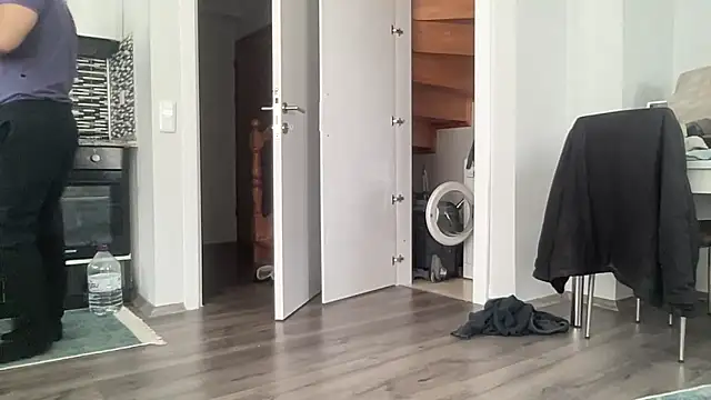 ALPHANDRE online show from 5, 3, 2025