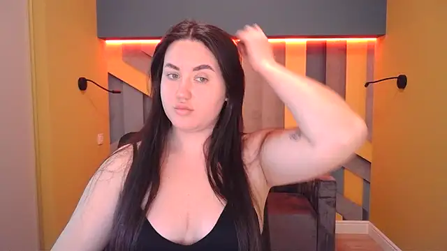 Roxie Bradley online show from 22, 2, 2025