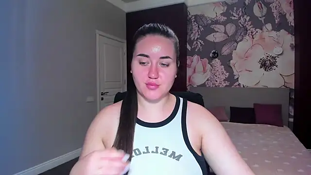 Roxie Bradley online show from 19, 9, 2025