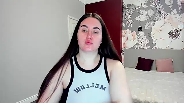 Roxie Bradley online show from 5, 3, 2026