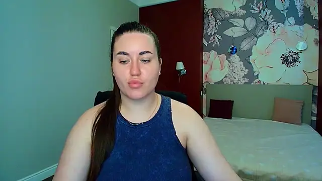 Roxie Bradley online show from 25, 5, 2026